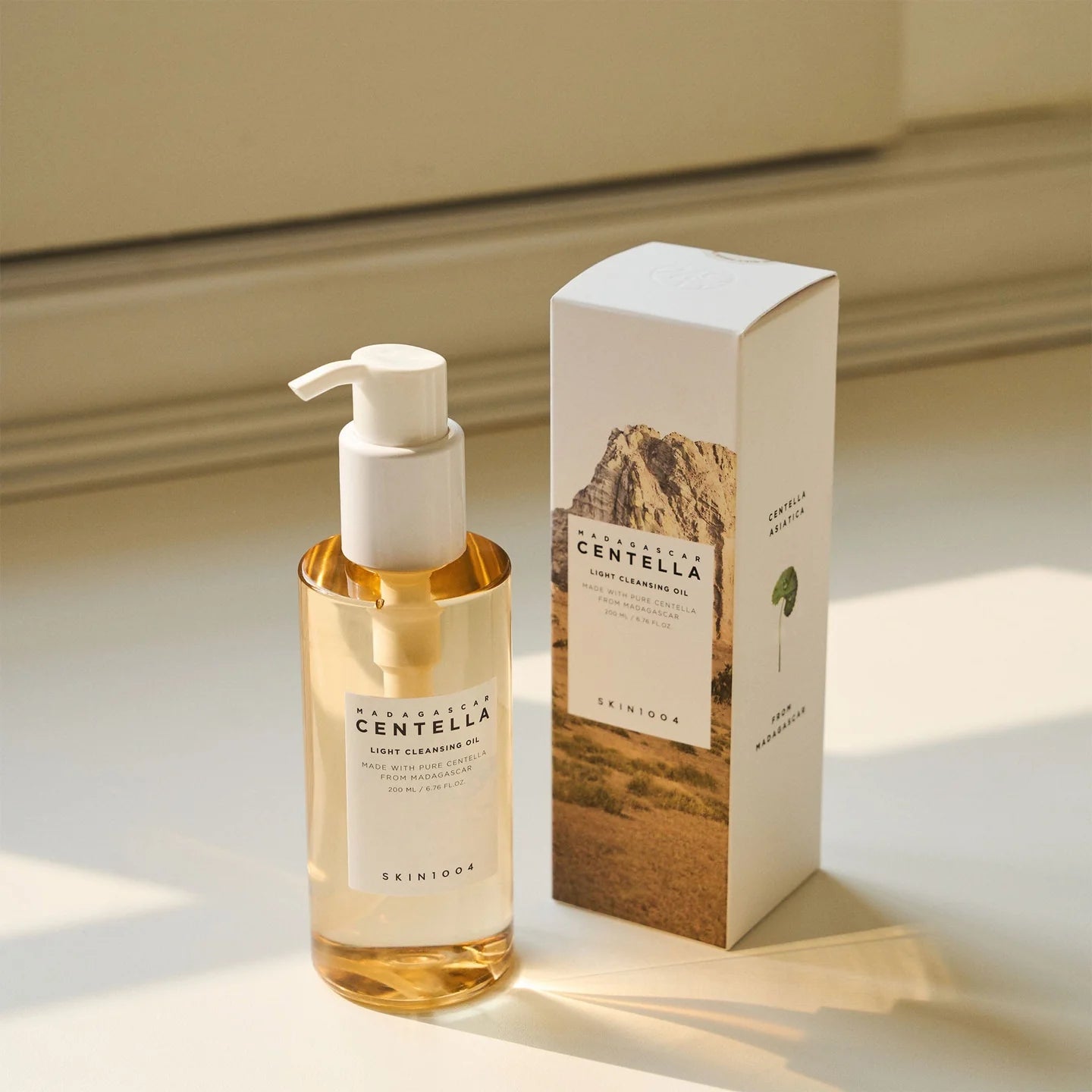 Madagascar Centella Light Cleansing Oil - Skin 1004